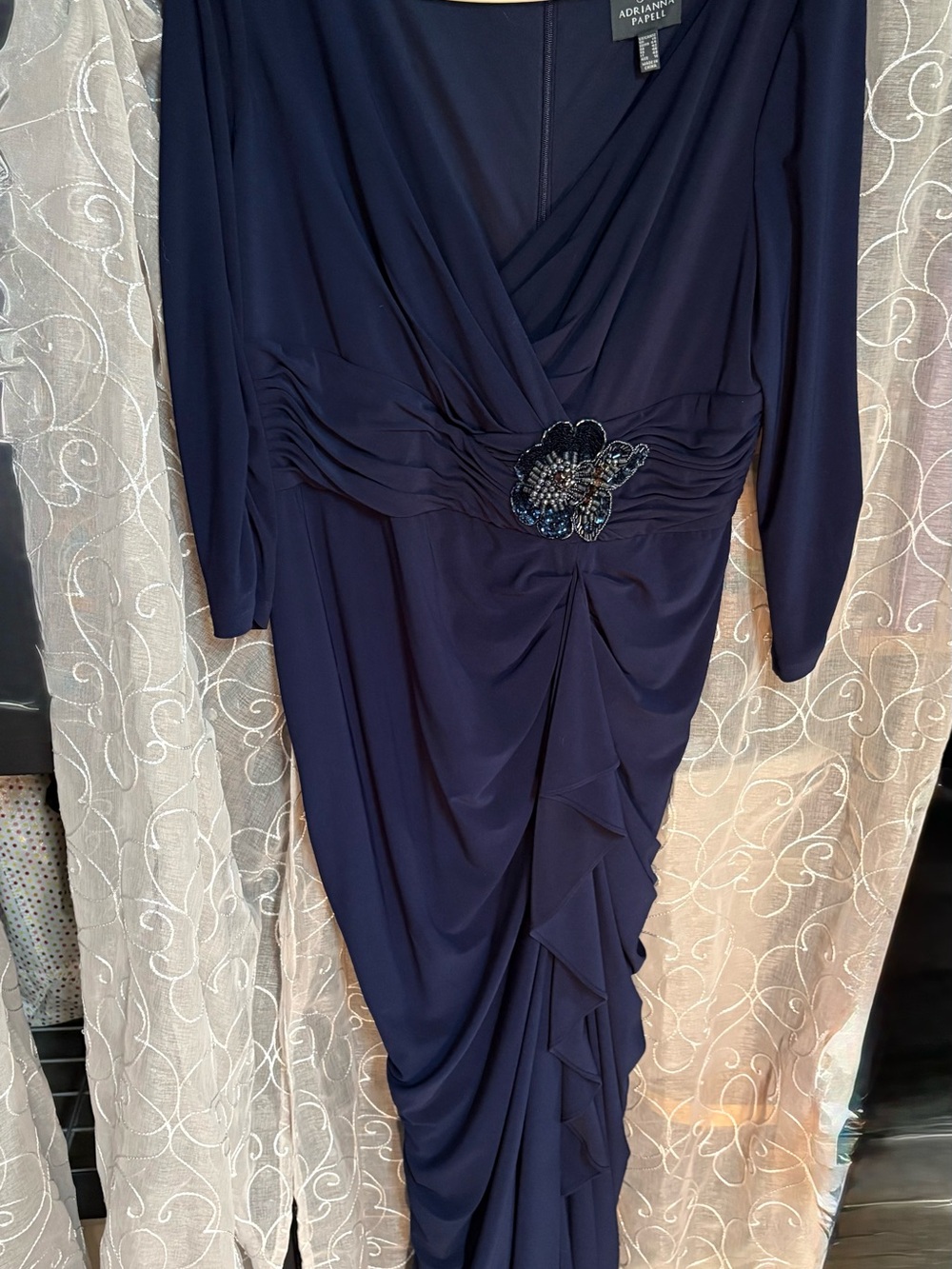Adrianna Papell Navy Long-Sleeve Beaded Ruched V-Neck Gown